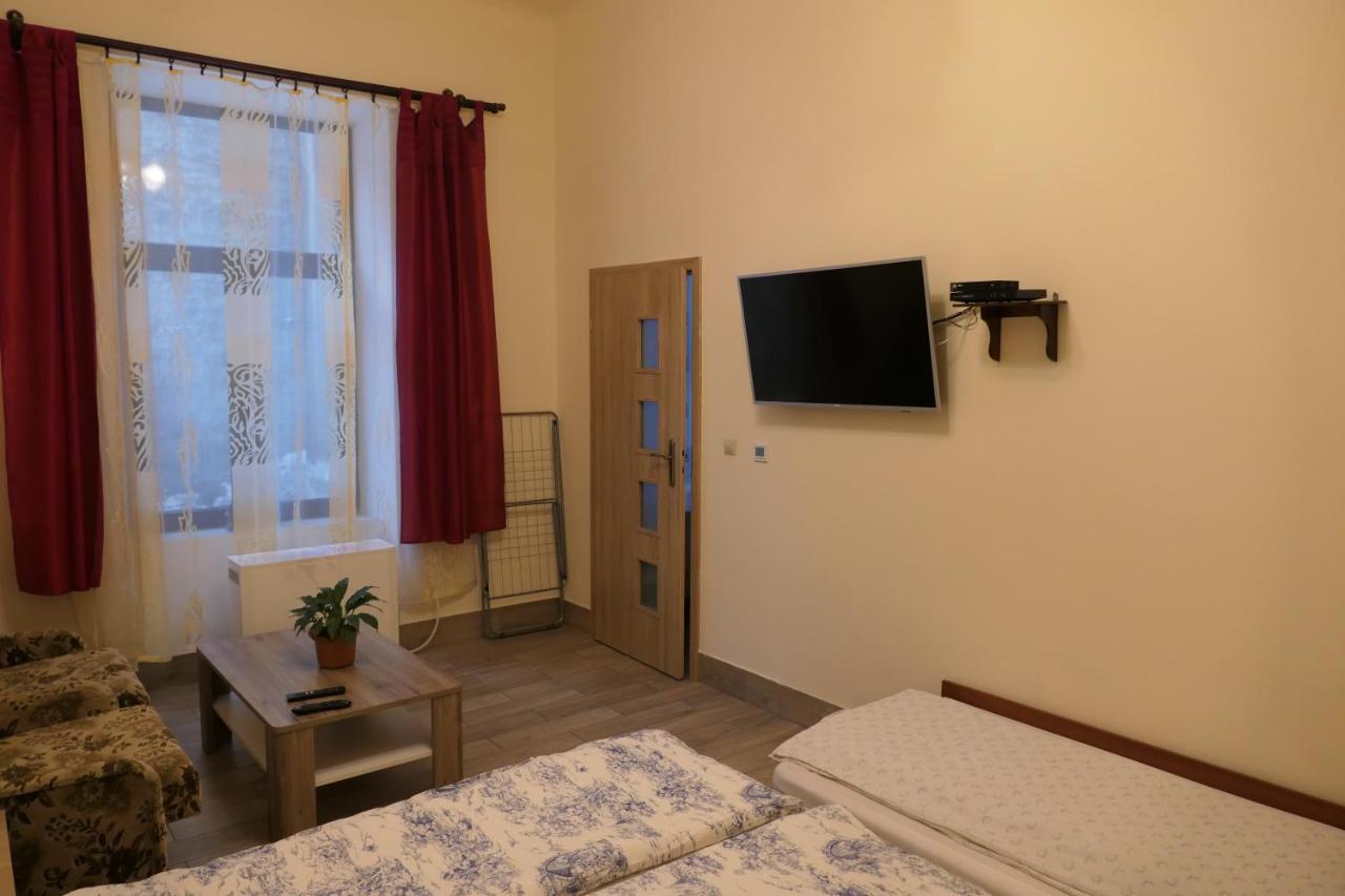 Stare Miasto Zyblikiewicza Krasków Exterior foto